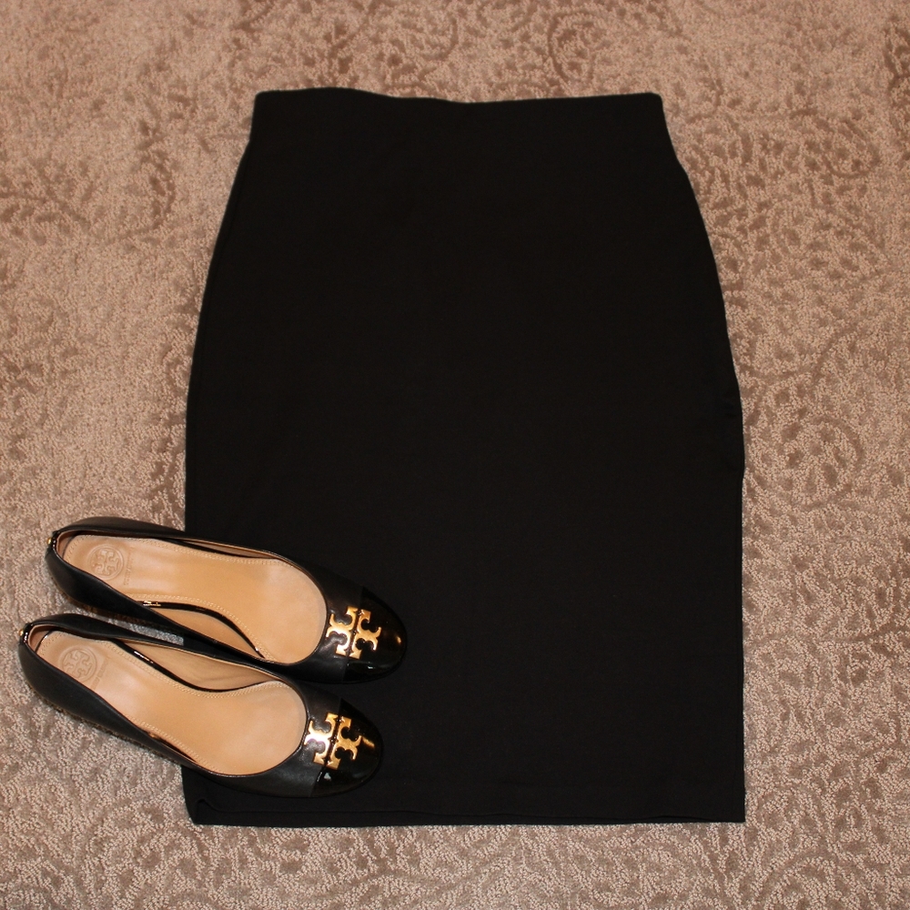 PREMISE black skirt